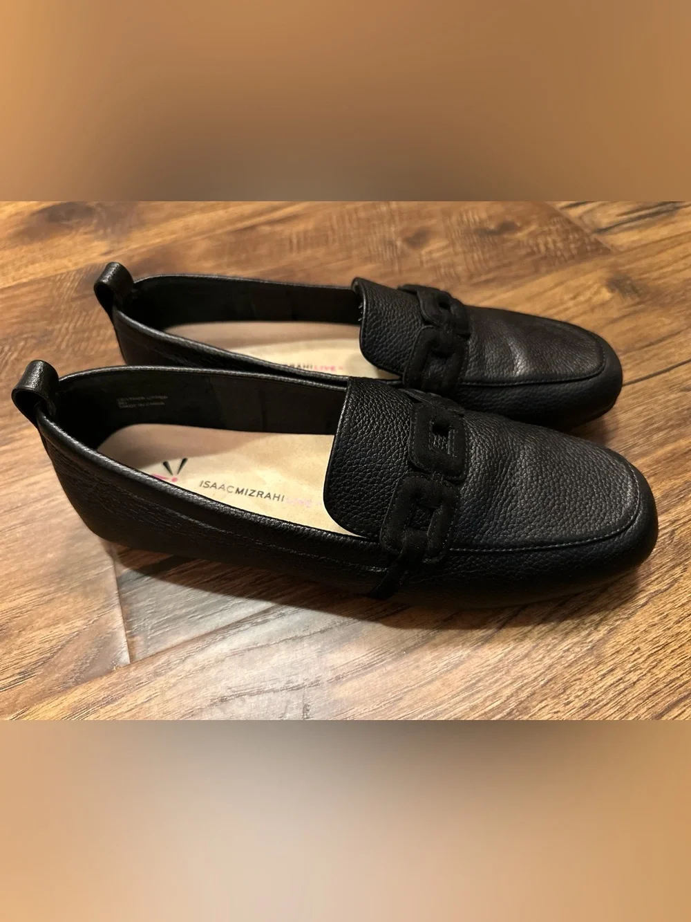 Isaac Mizrahi Live Black Leather Loafers Women’s Size 9M Slip-On